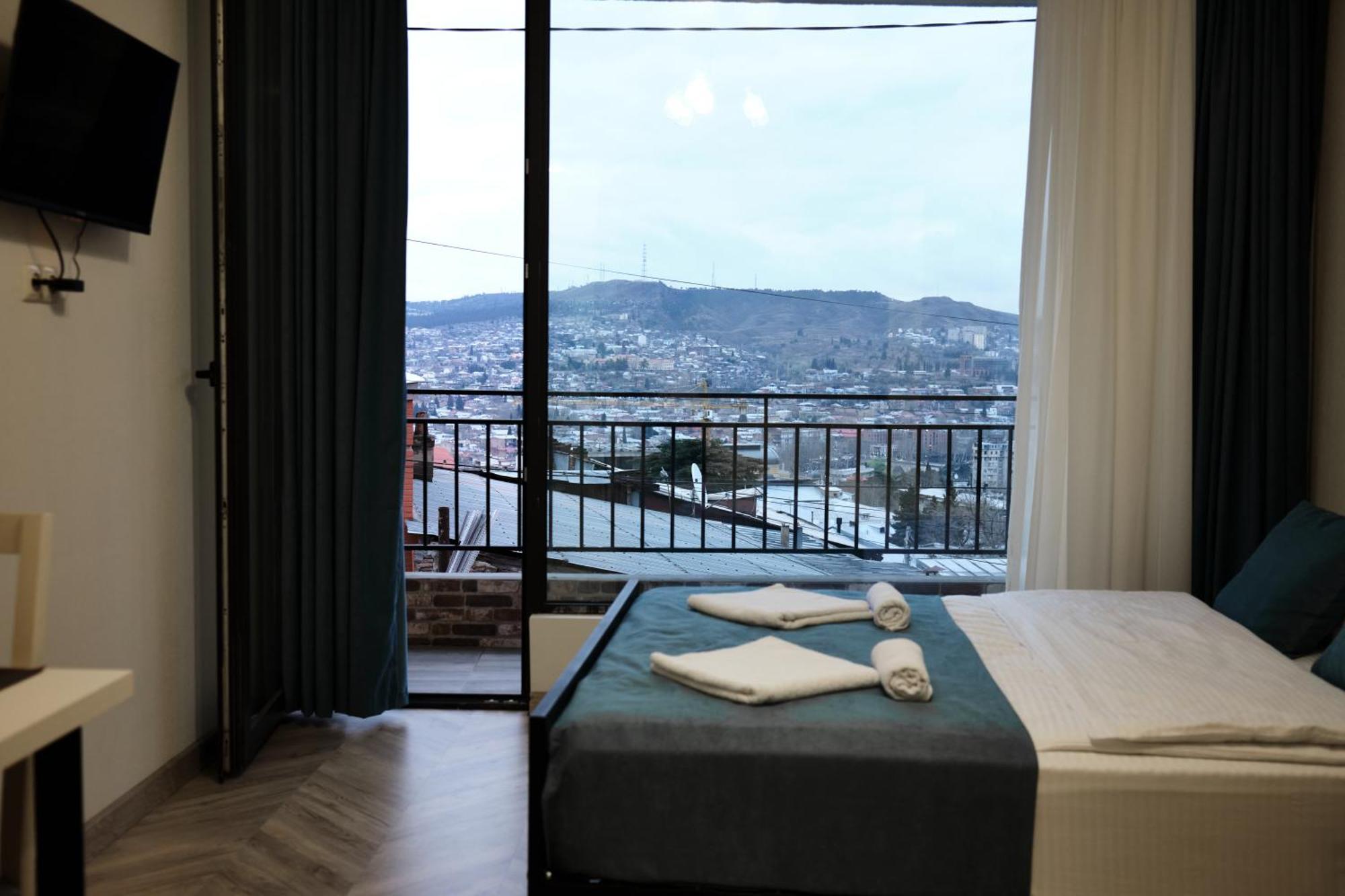 Brothers Apartments With Terrace In Old Tbilisi Bagian luar foto