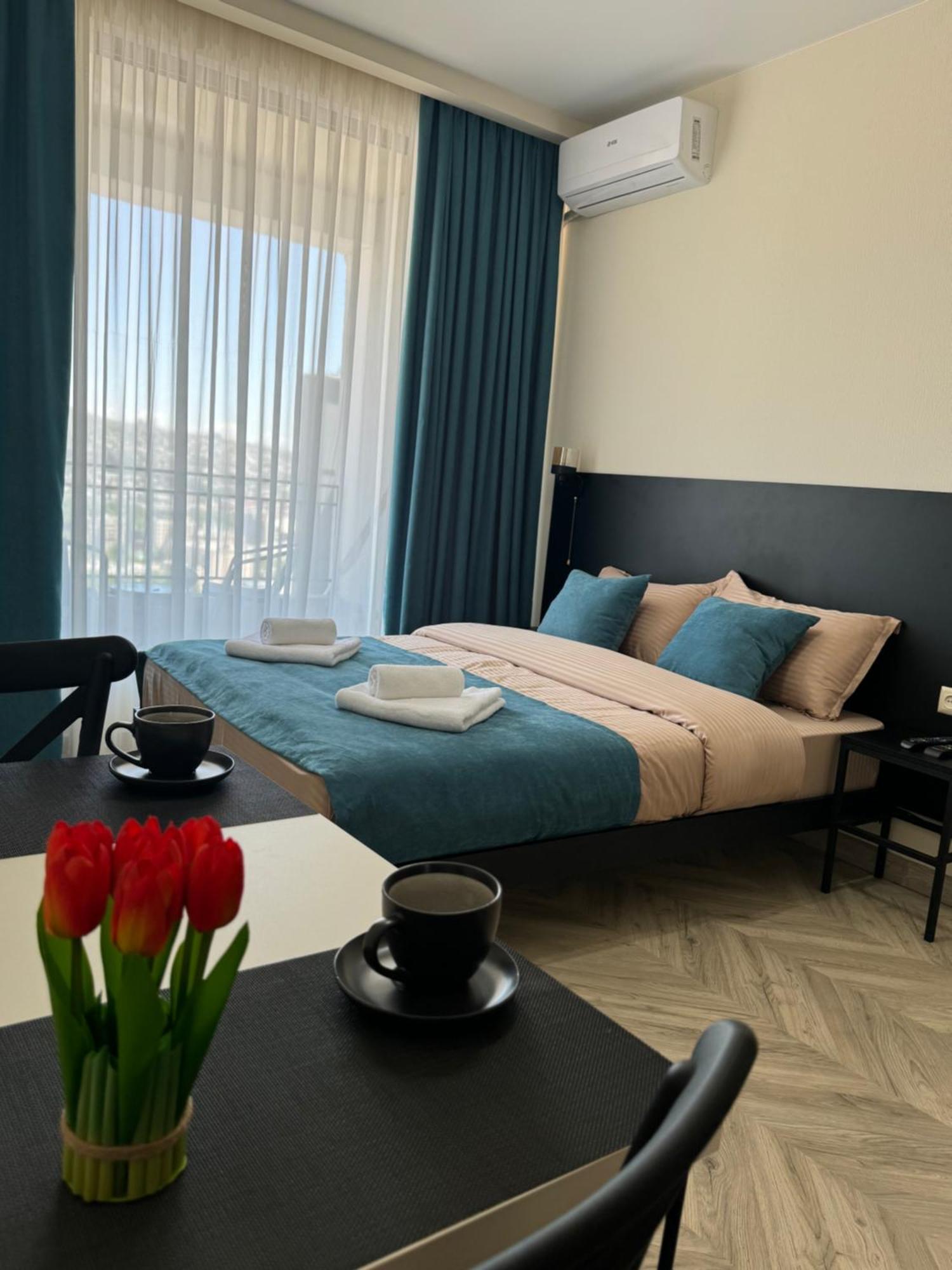 Brothers Apartments With Terrace In Old Tbilisi Bagian luar foto