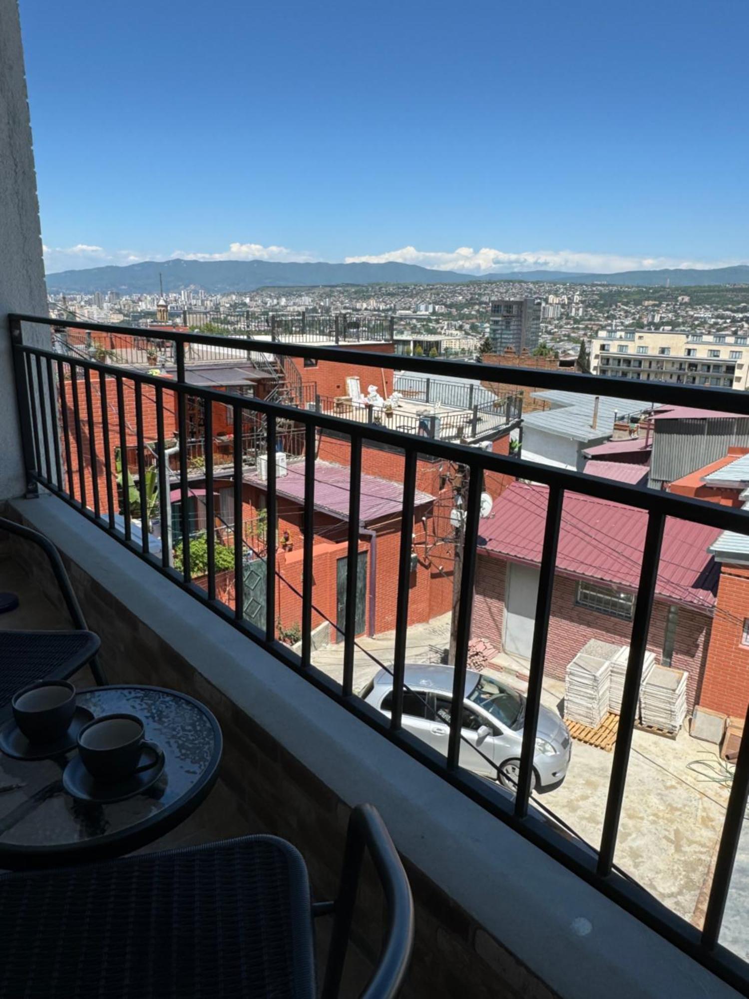 Brothers Apartments With Terrace In Old Tbilisi Bagian luar foto