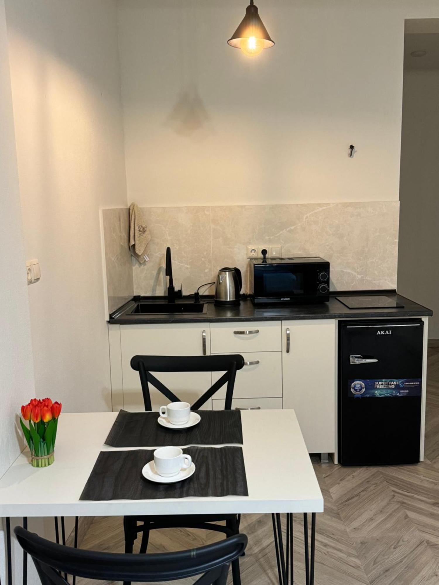 Brothers Apartments With Terrace In Old Tbilisi Bagian luar foto