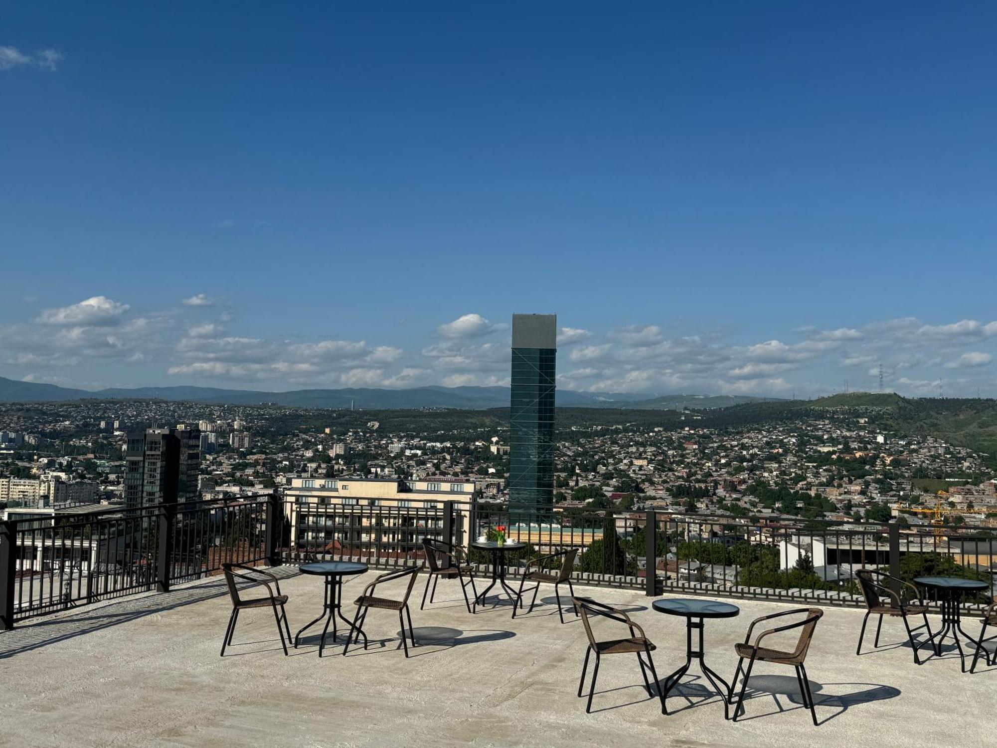 Brothers Apartments With Terrace In Old Tbilisi Bagian luar foto